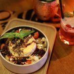 Camembert rôti à la provençale